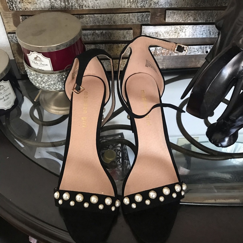 Ladies Shoes